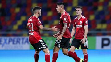 SANTIAGO DEL ESTERO, ARGENTINA - APRIL 16: Fabrizio Angileri of River celebrates with teammates after scoring his team's first goal during a match between Central Cordoba and River Plate as part of Copa de la Liga Profesional 2021 at Estadio Unico Ma