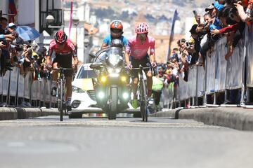 Sergio Higuita se coronó campeón en Tunja, por encima de Egan Bernal y Daniel Felipe Martínez. El corredor del EF usará la camiseta con la bandera de Colombia durante todo el 2020.