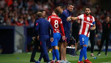 Griezmann, en el momento de salir del campo.