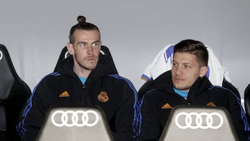 Bale y Jovic, en el banquillo del Real Madrid.