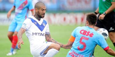 Mediocampista argentino, jugó dos años con Toluca y en 2018 se unió a Vélez, donde apenas ha jugado seis partidos y no registra goles.
