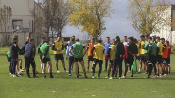 Los jugadores del Extremadura, en un entrenamiento.