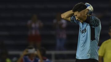 Esteban Andrada se lamenta en un partido con Lanús.