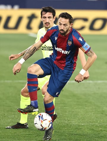 Stefan Savic y Jose Luis Morales 