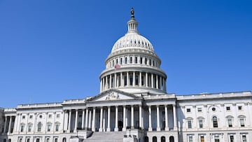 La c&uacute;pula del Capitolio de EE. UU. Se ve en Washington, DC el 8 de agosto de 2021. 