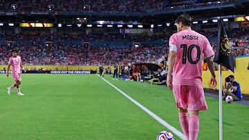 En conferencia de prensa, Javier Mascherano confirmó que Messi no presenta ninguna molestia y jugará ante el Porto en el Mundial de Clubes.