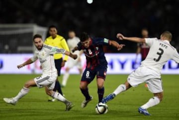 Enzo Kalinski, Dani Carvajal y Pepe durante la final del Mundial de Clubes que disputan en Marrakech, Marruecos.