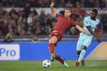 1-0. Edin Dzeko marcó el primer gol.