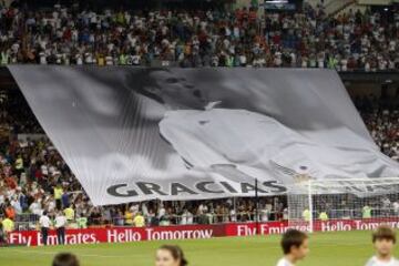 Trofeo Santiago Bernabeu. Homenaje a Raul.