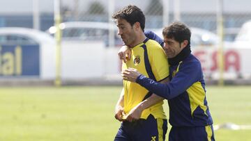 Marcelino y Javi Venta, en el Villarreal.