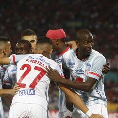 Revive en imágenes la victoria del DIM sobre América