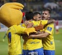 Las Palmas y Araujo recuperan el instinto ante la Ponferradina