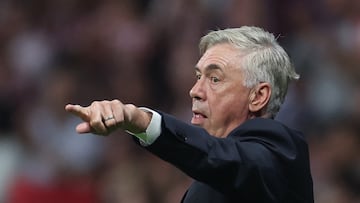 Ancelotti, en el derbi ante el Atlético el domingo en el Metropolitano.