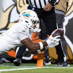Jonnu Smith skips Dolphins mandatory minicamp.... Is a surprise trade in the offing?