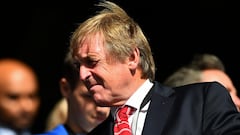 Coronavirus: Kenny Dalglish hails medical staff after release from hospital