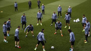 Real Madrid prepare at full strength for Napoli visit