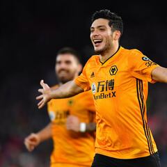 Rodolfo Pizarro y los mexicanos que más dinero han movido en transferencias