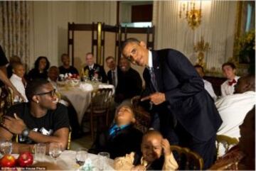 ? Official White House Photo by Pete Souza
https://www.flickr.com/photos/whitehouse/
