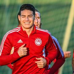 James inicia sus entrenamientos en España con Olympiacos