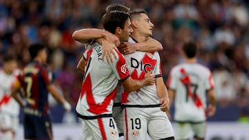 19/10/25 PARTIDO PRIMERA DIVISION
LEVANTE UD - RAYO VALLECANO
GOL 0-2 DE FRUTOS
ALEGRIA
