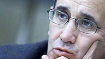 <b>ACEPTA LAS CRÍTICAS.</B> Irureta encaja el enfado del público "de la forma más honesta y deportiva", con la disposición de "asumir la responsabilidad y aceptar la censura".