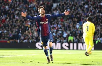Messi celebra un gol en el Clásico contra el Real Madrid.