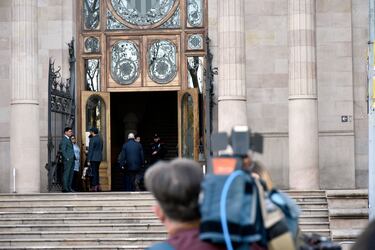 Máxima expectación a las afueras de la Audiencia Provincial de Barcelona (máximo órgano judicial de la provincia de Barcelona).