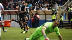 Ftbol, Universidad Catolica vs Colo Colo.
 Campeonato de Transicin 2017.
 El jugador de Colo Colo Oscar Opazo celebra luego de convertir un gol contra Universidad Catolica durante el partido de primera division disputado en el estadio San Carlos de Apoquindo.
 Santiago, Chile.
 01/10/2017
 Felipe Zanca/Photosport**********
 
 Football, Universidad Catolica vs Colo Colo.
 Transition championship 2017.
 Colo Colo&#039;s player Oscar Opazo celebrates after scoring against Universidad Catolica during a first  division football match held at the San Carlos de Apoquindo Stadium in Santiago, Chile.
 01/10/2017
 Felipe Zanca/Photosport