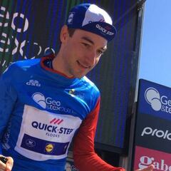 Quick Step gana la crono inicial con Viviani como primer líder