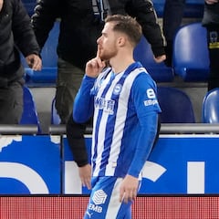 El polémico gesto de Toni Martínez tras marcar contra el Rayo