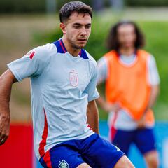 Zubimendi: “Desconocía que De la Fuente no ha renovado, ojalá siga...”