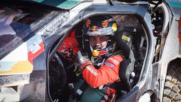 Al Attiyah: “¿Por qué no está Sainz aquí? Esto no es Fórmula 1″