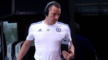 Terry desea seguir en el Chelsea "unos cuantos años más"