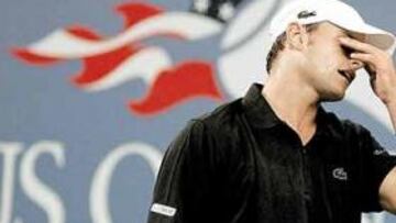 <b>CUMPLEAÑOS INFELIZ. </b>Desolación es el nombre de la imagen para Andy Roddick, eliminado del US Open en la noche de su 23 cumpleaños.