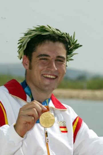 David Cal con la medalla de oro de los JJOO de Atenas 2004.