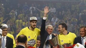 Obradovic iguala las 9 del Madrid y hace historia en Turquía