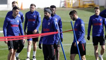 Sesión en dos tandas y comida de conjura en el Metropolitano