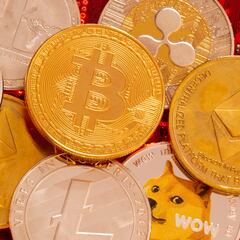 Billionaire Charlie Munger of Berkshire Hathaway calls for ban on cryptocurrencies like Bitcoin