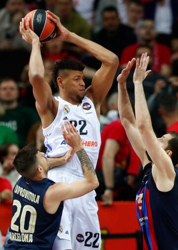 Walter Tavares, con 39 de de valoración, decisivo en la victoria blanca. El Real Madrid gana 66-78 al Barcelona y se mete en la final.