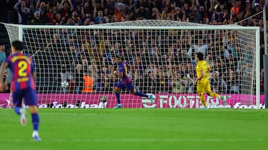 Lamine Yamal celebra el 3-1 al Espanyol. 




