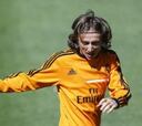 Sesión de recuperación con Modric entrenando en solitario
