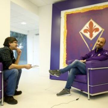 El enviado especial de AS, Marco Ruiz, entrevista a Borja Valero en Florencia.