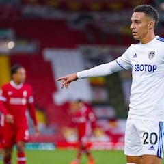 La abismal diferencia en el gasto de fichajes entre los ascendidos de la LaLiga y la Premier League