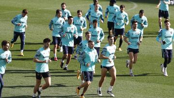29/01/21
LEVANTE UD
ENTRENAMIENTO
MELERO
ROGER
ROBER PIER
GRUPO