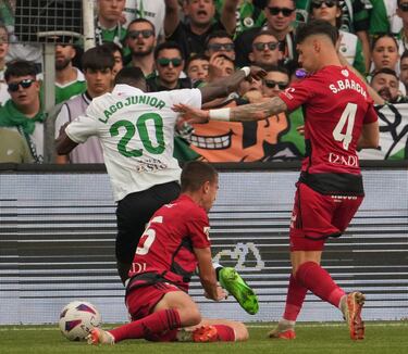 El Racing no dejó ni aterrizar al Mirandés