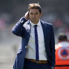 Diego Alonso destacó la plurifuncionalidad de Miguel Layún