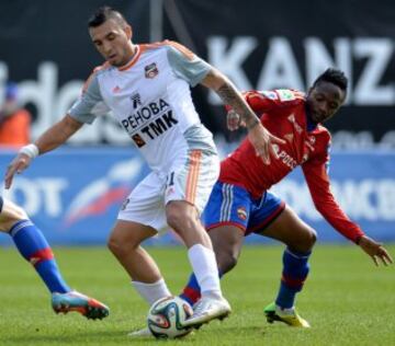 Jugó en estos dos clubes, pero destacó mucho más en Ural. Cinco de las seis temporadas que jugó en Rusia, lo hizo para ese club, donde fue capitán. Hoy está en Kazajistán.
