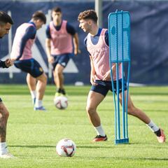 Tasende entrena con el grupo y reaparecerá frente al Málaga