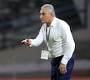 Tite pide paciencia con Vinicius