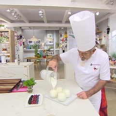 El postre bajo en calorías y rico en antioxidantes que Karlos Arguiñano recomienda para la ola de calor